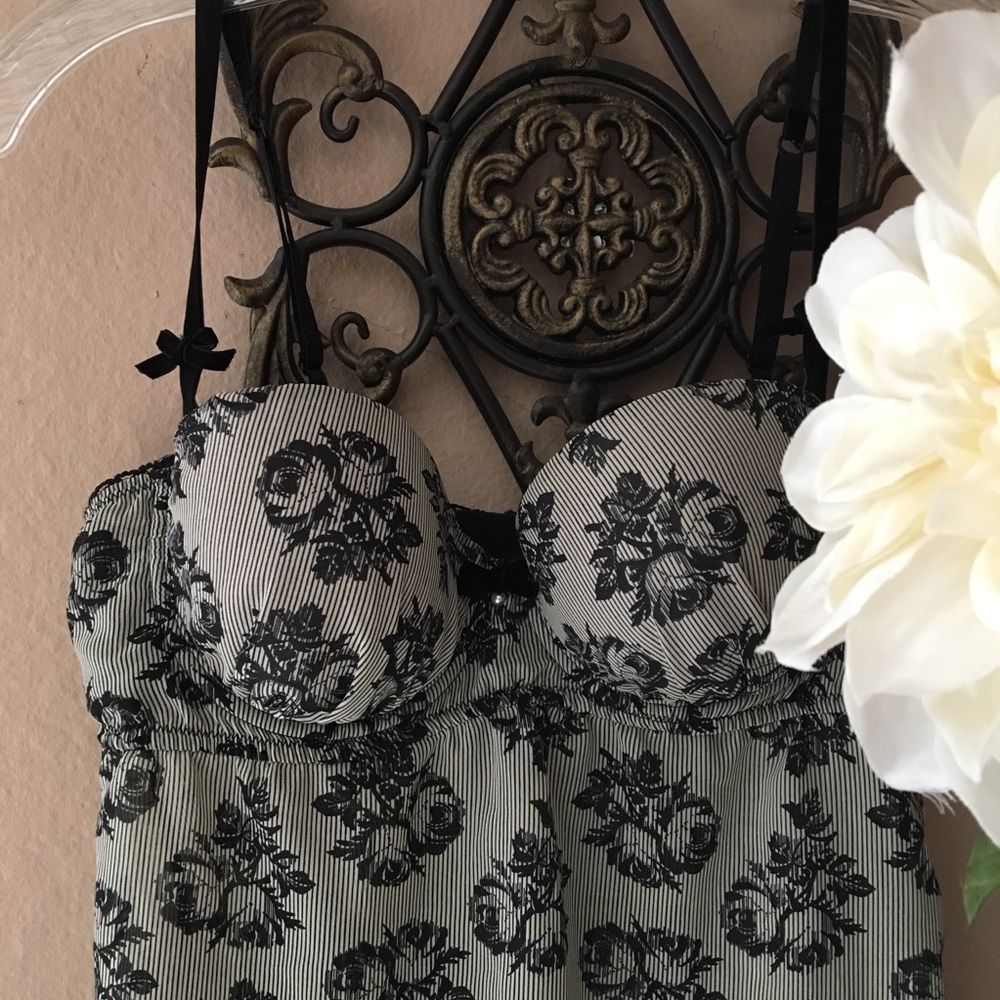 Flirty Black & White Rose Top